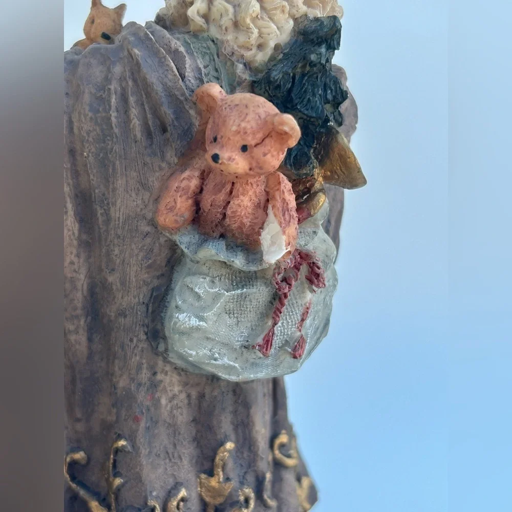 Vintage World Bazaars Old World Santa Figurine With Squirrel Christmas Decor